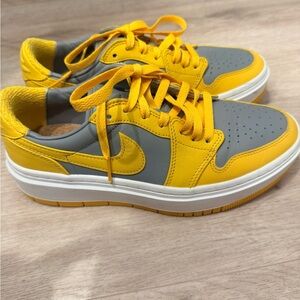 Wmns Air Jordan 1 Elevate Low 'Cement Grey Varsity Maize'